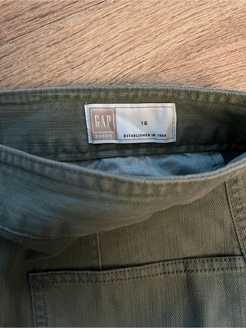 GAP Olive Green Button-Front Mini Skirt - Picture 2 of 4